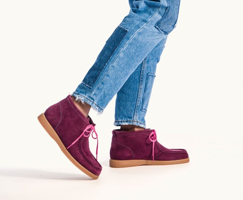 Bridgeport 2 Hush Puppies Wine Suede