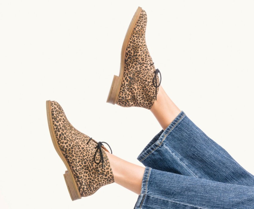 Women's Bailey Chukka 2 Hush Puppies Leopard Print Suede