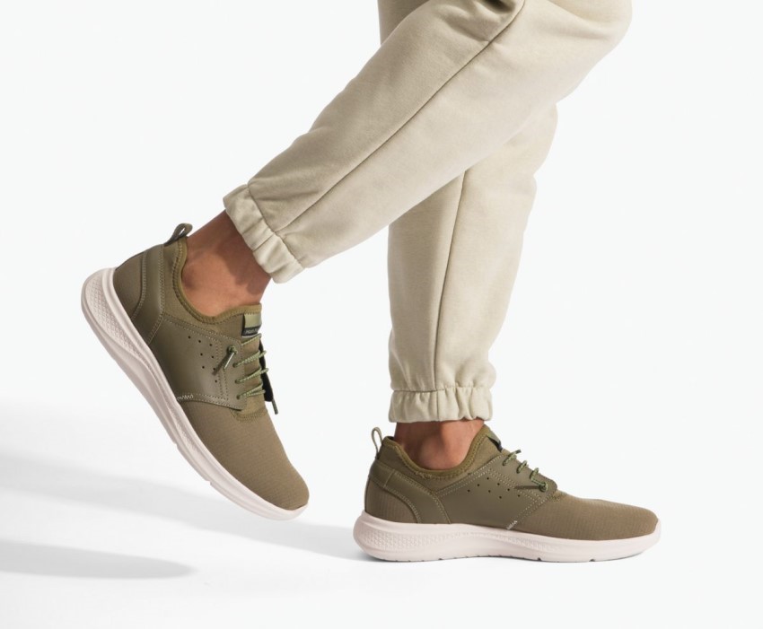 Men's Elevate Bungee Sneaker Hush Puppies Olive Green